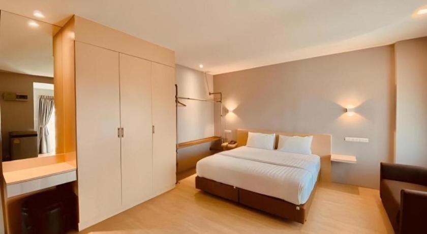 Letana Hotel Samuprakarn Bangkok Zewnętrze zdjęcie